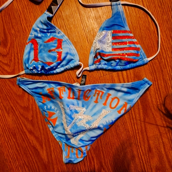 Affliction bikini size S - Picture 2 of 2